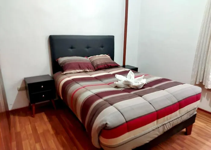 2210 Dpto Tradicional Valicha Cusco